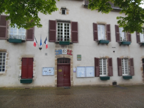 Mairie de Menat, commune du département du Puy-de-Dôme